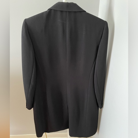 90s long black blazer, size 12, great condition - Picture 2 of 3